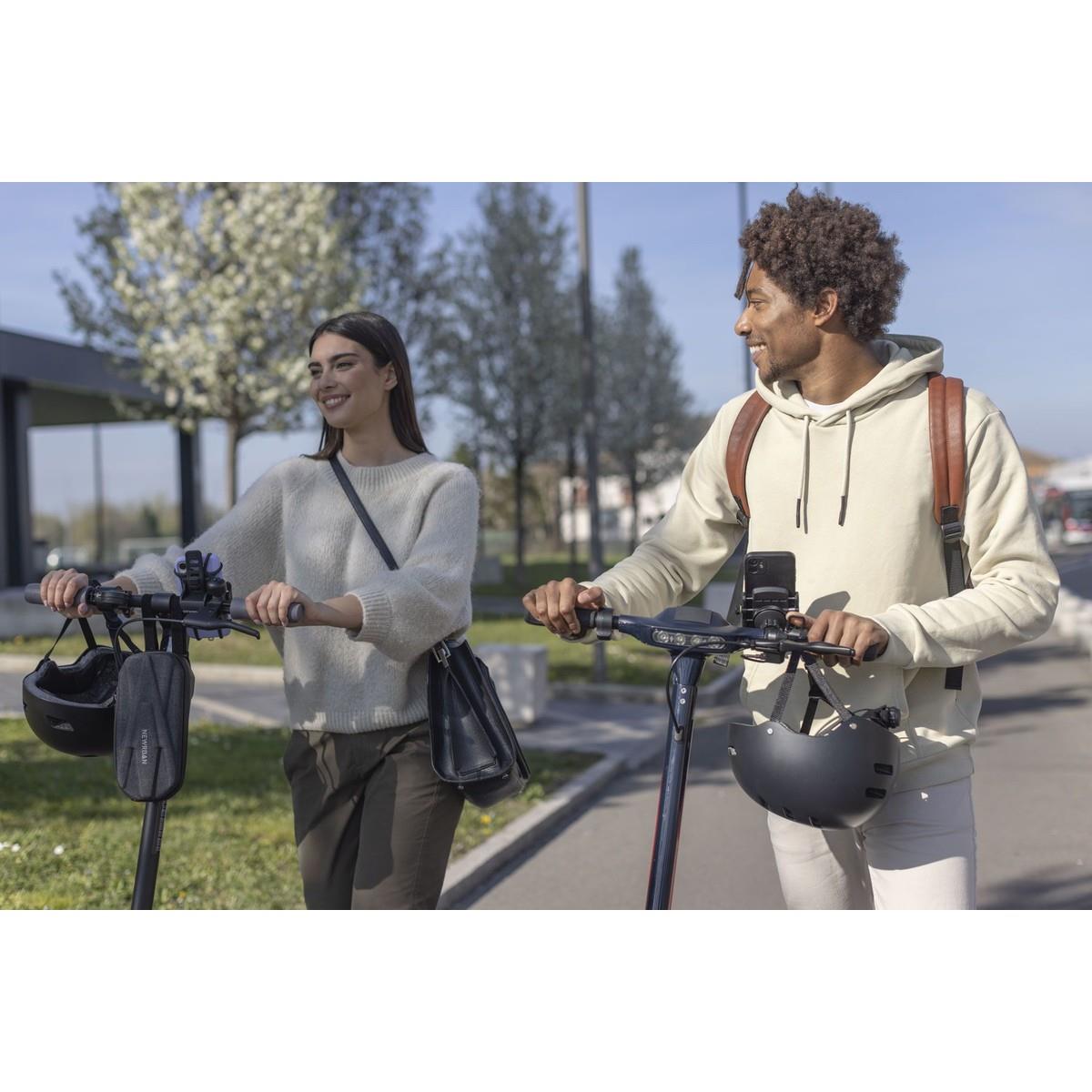 Smartphonehalterung aus Silikon für Fahrräder und E-Scooter